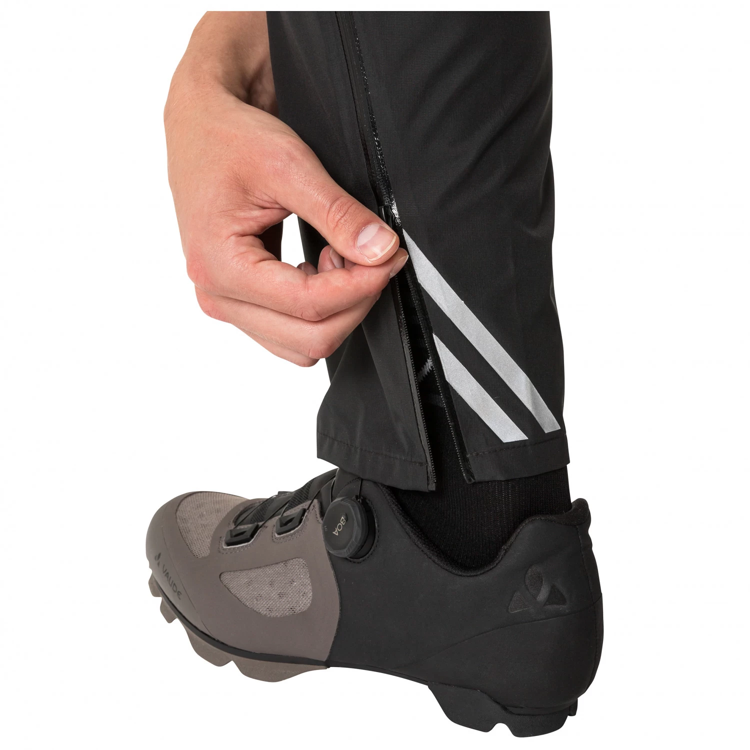 VAUDE Kuro Rain Pants - Cycling Bottoms - Image 4